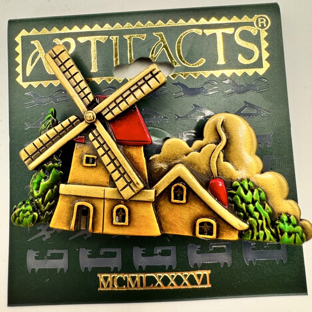 Artifacts MCMLXXXVI windmill scene pin with packaging